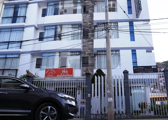 ホステル Real House クスコ