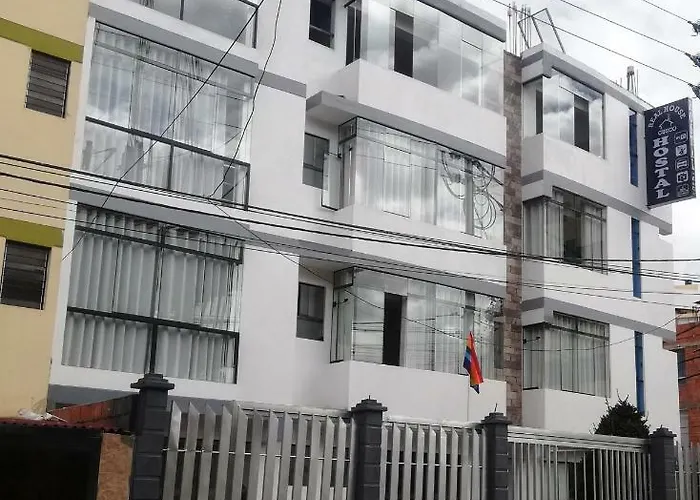 Real House ホステル