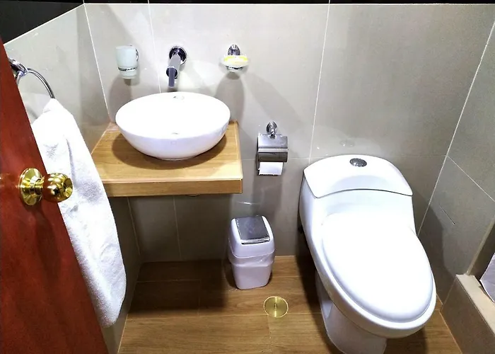 Real House ホステル *